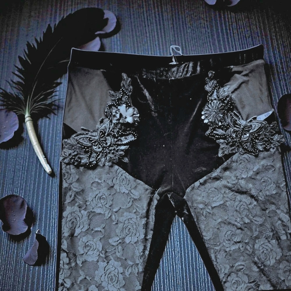 Eva Lady Women's NWT Gothic Embossed Velvet Rose Lace Flared Trousers Lg Blk